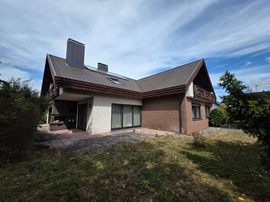 Einfamilienhaus zum Kauf provisionsfrei 795.000 € 10 Zimmer 492 m² 1.000 m² Grundstück frei ab 01.10.2026 Widukindstraße 8 Langenzenn Langenzenn 90579