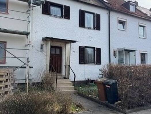 Reihenmittelhaus zum Kauf 195.000 € 6 Zimmer 120 m² 240 m² Grundstück frei ab 01.12.2027 Birken Bayreuth 95447