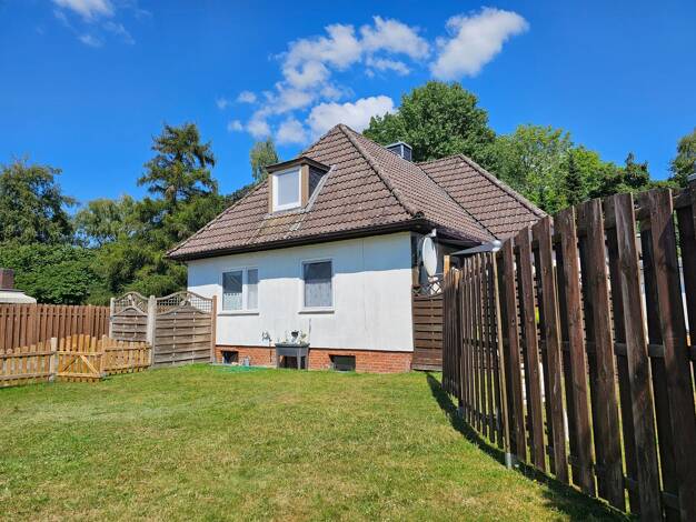 Einfamilienhaus zum Kauf 390.000 € 8 Zimmer 204 m² 1.136 m² Grundstück Nortorf 24589