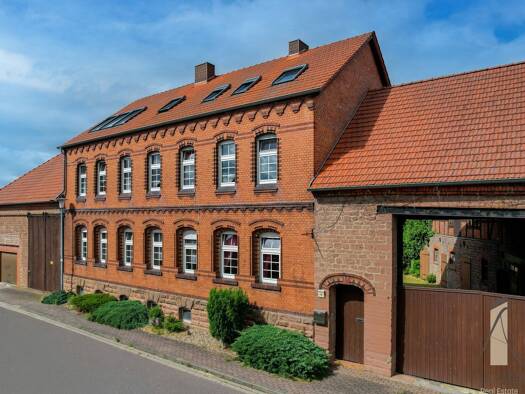 Bauernhaus zum Kauf 349.900 € 11,5 Zimmer 311,1 m² 5.344 m² Grundstück Hilgesdorfer Straße 14 Ivenrode Altenhausen 39343