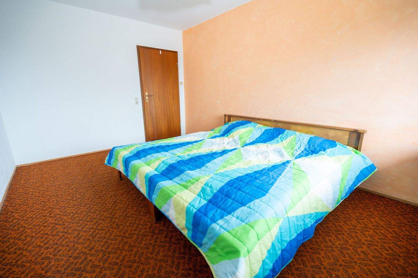 Immobilie in Albbruck - Großzügiges Anwesen mit Naturanschluss - viel Platz für Ihre Ideen inkl. Teilfläche als Bauland! - Bild 4