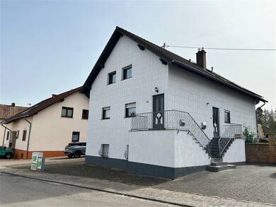 Haus zum Kauf 348.000 € 9 Zimmer 268 m² 725 m² Grundstück frei ab sofort Heiligenwald Schiffweiler 66578