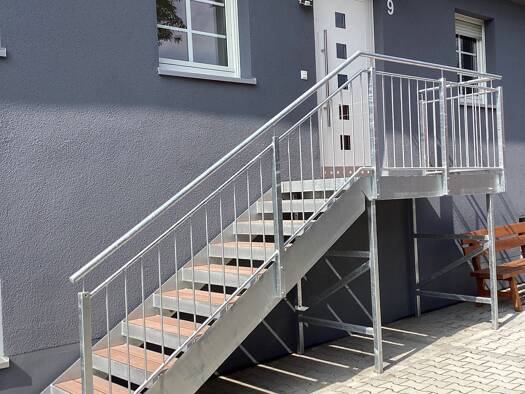 Wohnung zur Miete 950 € 3,5 Zimmer 105 m² Geschoss EG/2 frei ab 01.12.2025 Schlungenhof Gunzenhausen 91710