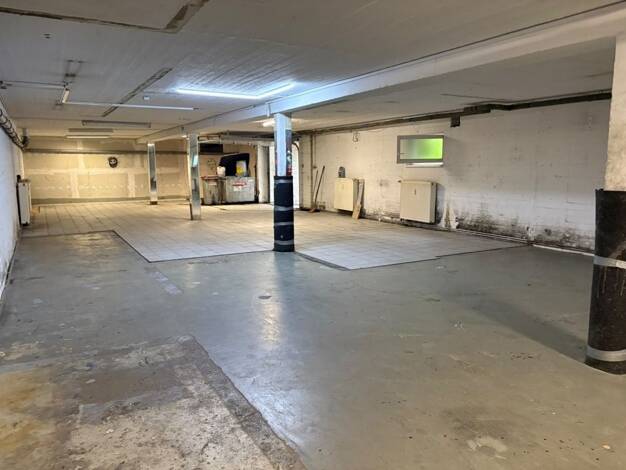 Lagerhalle zur Miete 3,64 € 220 m² Lagerfläche Goseburg-Zeltberg Lüneburg 21339