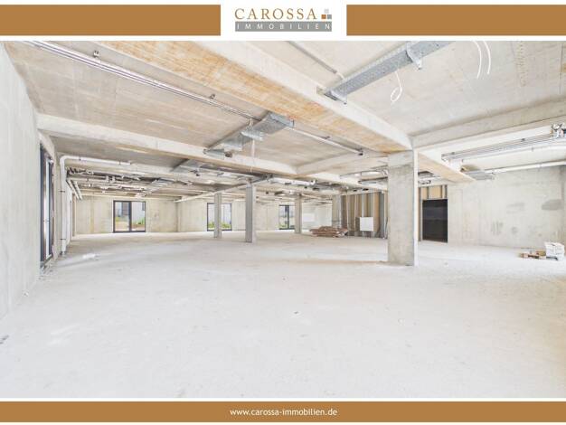 Verkaufsfläche zur Miete - Erstbezug provisionsfrei 1.325 m² Verkaufsfläche teilbar ab 200 m² Preisenberg Kumhausen 84036