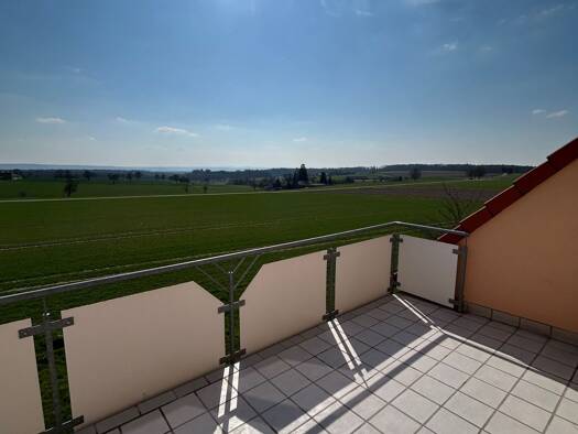 WG-Zimmer zur Miete 890 € 3 Zimmer 84 m² Geschoss 2/2 frei ab sofort Niedernhall 74676