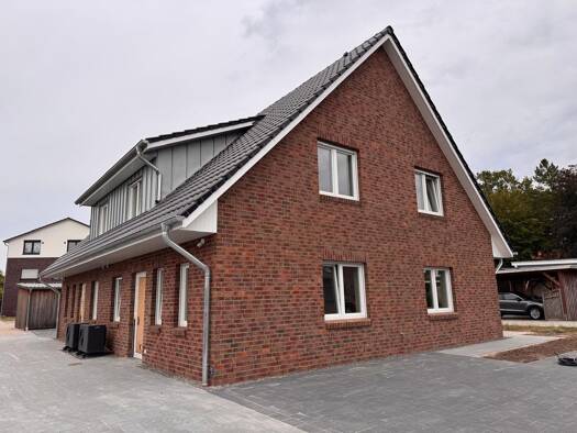 Doppelhaushälfte zur Miete - Erstbezug 1.350 € 4 Zimmer 120 m² 260 m² Grundstück frei ab 01.11.2026 Zeven Zeven 27404