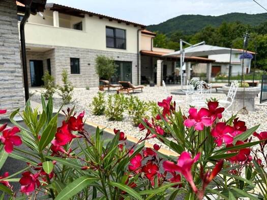 Haus zum Kauf 999.000 € 5 Zimmer 328 m² Opatija i okolica, Opatija Opatija