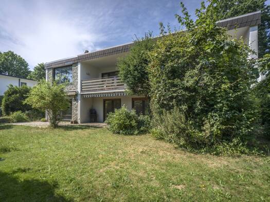 Haus zum Kauf provisionsfrei 639.000 € 7 Zimmer 171,9 m² 748 m² Grundstück Georgenborn Schlangenbad 65388