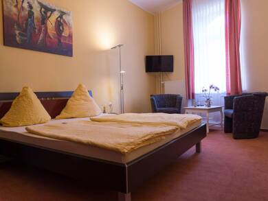 Hotel zum Kauf als Kapitalanlage geeignet 1.300.000 € 14 Zimmer 60 m² 619 m² Grundstück Kues Bernkastel-Kues 54470