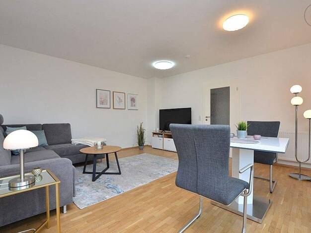 Wohnung zur Miete Wohnen auf Zeit 1.195 € 2 Zimmer 75 m² frei ab 01.03.2026 Versbach Würzburg 97078