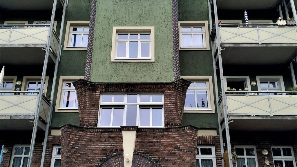 Wohnung zum Kauf 92.000 € 2 Zimmer 65,3 m² 3. Geschoss Zwickau 08058