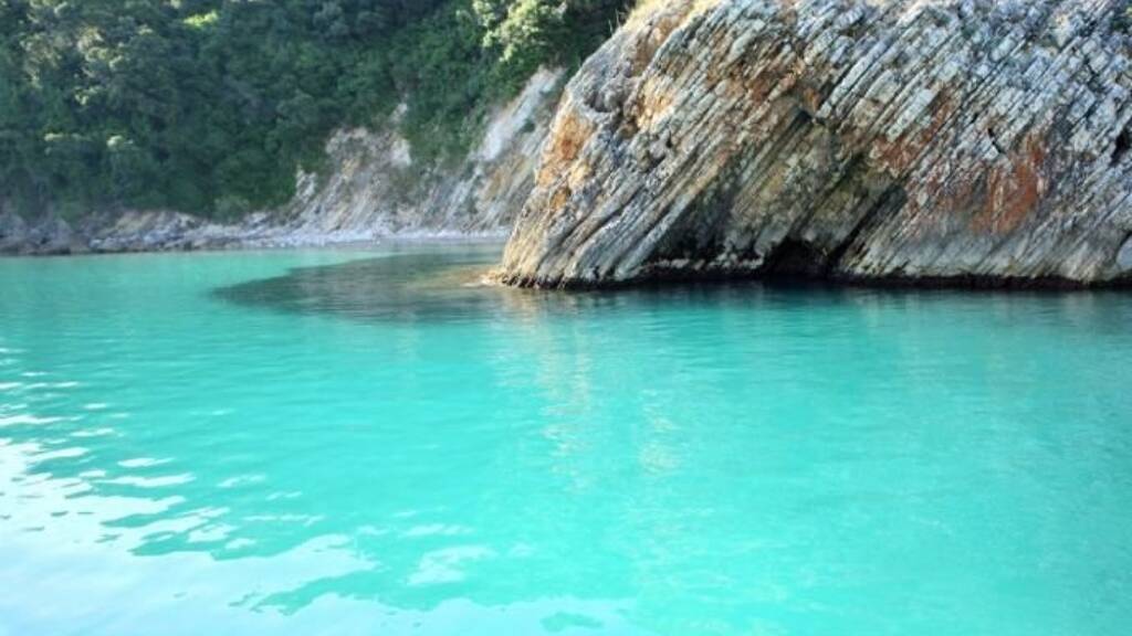 Haus zum Kauf 2.300.000 € 13 Zimmer 370 m² 7.000 m² Grundstück Korfu 49100