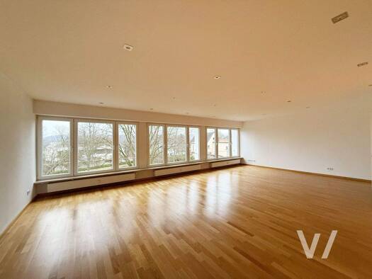 Wohnung zur Miete 1.175 € 3 Zimmer 130 m² 2. Geschoss Alt-Saarbrücken Saarbrücken 66119