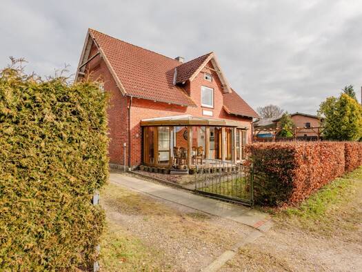 Einfamilienhaus zum Kauf 265.000 € 5 Zimmer 169 m² 1.000 m² Grundstück Osterstedt 25590