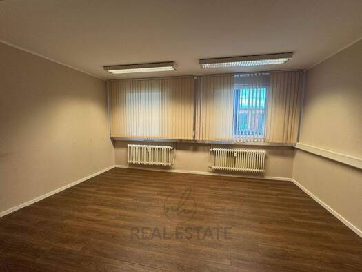 Bürofläche zur Miete 9,62 € 3 Zimmer 130 m² Bürofläche Barsbüttel 22885