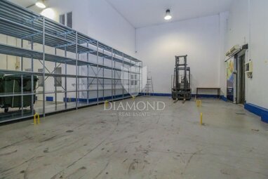 Halle/Industriefläche zum Kauf 800.000 € Novigrad 52466