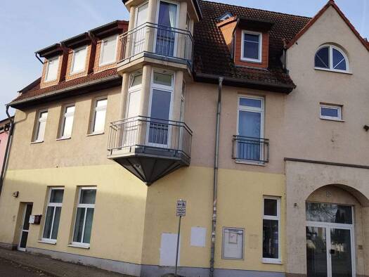 Wohnung zur Miete 728 € 2 Zimmer 72,8 m² frei ab sofort Genthiner Straße 45 c Plaue Brandenburg an der Havel 14774