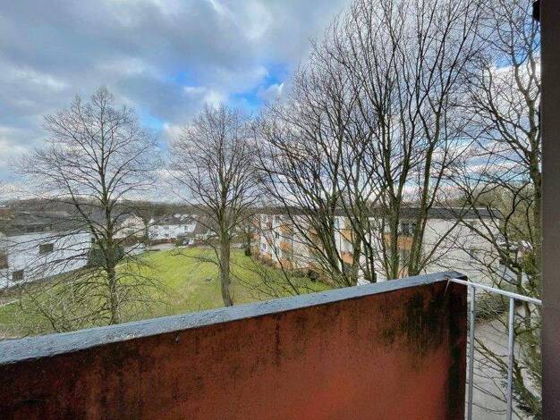 Studio zur Miete 380 € 1 Zimmer 42 m² 3. Geschoss frei ab 17.05.2026 Käthe-Kollwitz-Str. 1 Steinbüchel Leverkusen 51377