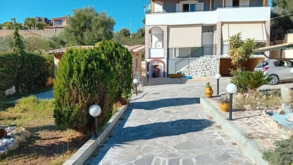 Einfamilienhaus zum Kauf 570.000 € 5 Zimmer 220 m² 1.080 m² Grundstück Athen