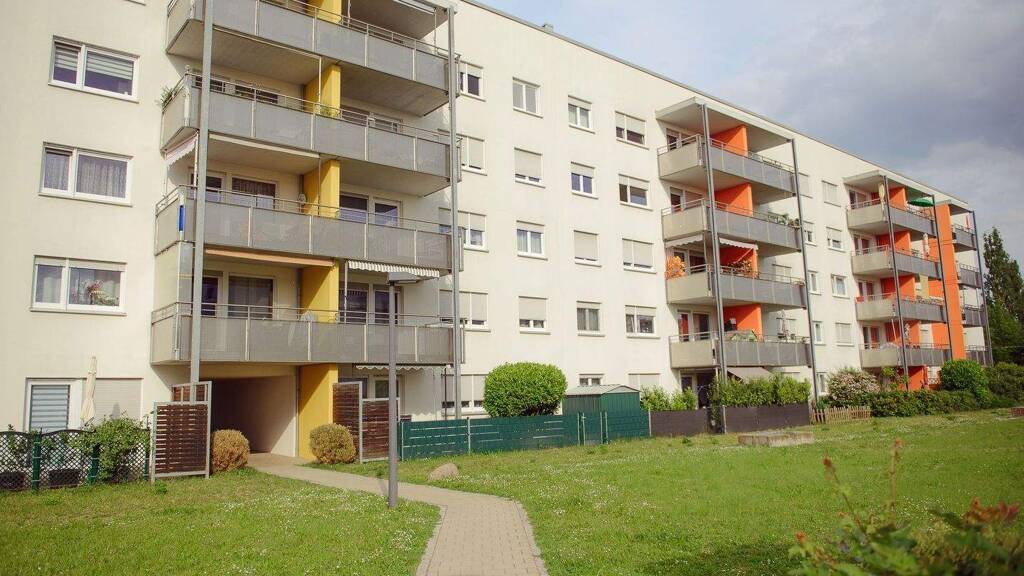 Wohnung zur Miete 607 € 2 Zimmer 64 m² EG frei ab 01.07.2026 Burgweinting-Harting Regensburg 93055