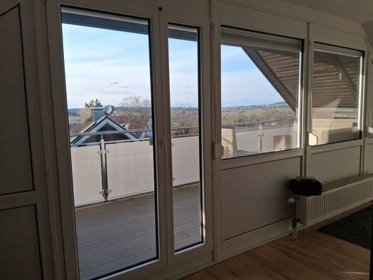 Wohnung zur Miete 690 € 2 Zimmer 68 m² 1. Geschoss frei ab sofort Neunkirchen Neunkirchen a.Brand 91077