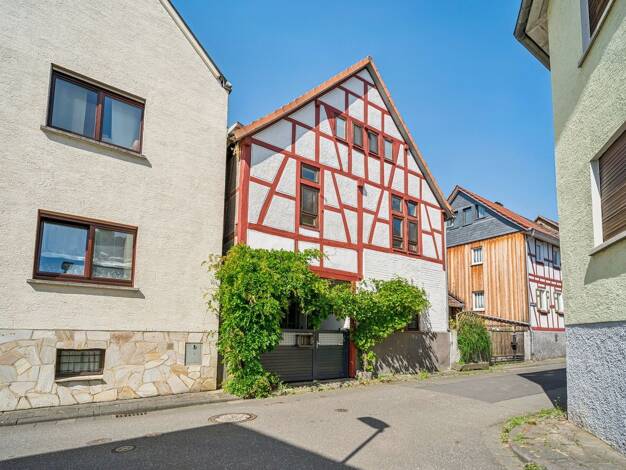Einfamilienhaus zum Kauf 170.000 € 3 Zimmer 52,7 m² 180,8 m² Grundstück Atzbach Lahnau 35633