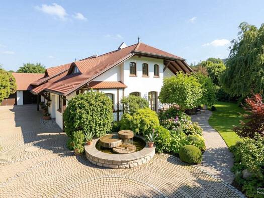 Villa zum Kauf 2.800.000 € 10 Zimmer 550 m² 2.600 m² Grundstück Weißenburg Weißenburg i. Bay. 91781