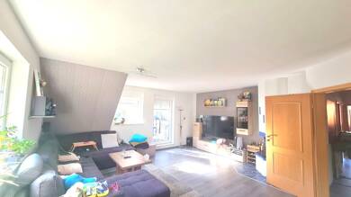 Wohnung zur Miete 690 € 4 Zimmer 90 m² Dachgeschoss, 1. Geschoss Günther-Tietjen-Ring 20 Heisfelde Leer 26789