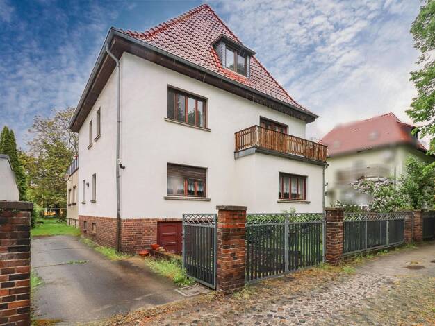 Einfamilienhaus zum Kauf 199.000 € 11 Zimmer 301 m² 1.027 m² Grundstück Calbe Calbe (Saale) 39240