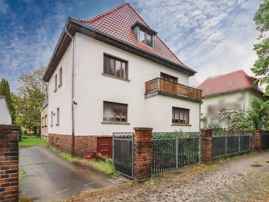 Einfamilienhaus zum Kauf 199.000 € 11 Zimmer 301 m² 1.027 m² Grundstück Calbe Calbe (Saale) 39240