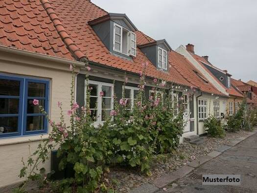 Einfamilienhaus zum Kauf 95.500 € 3 Zimmer 63 m² 13.961 m² Grundstück Trautmannsdorf Bad Gleichenberg 8344