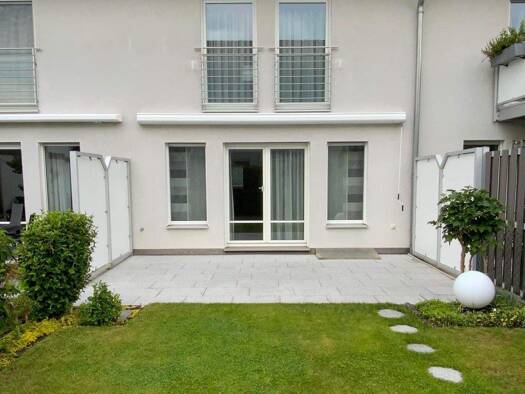 Reihenmittelhaus zur Miete 1.950 € 4 Zimmer 136 m² 145 m² Grundstück Königshof Nürnberg 90455