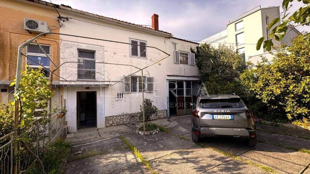 Haus zum Kauf 365.000 € 6 Zimmer 157 m² Borik, Zadar Diklo - Puntamika
