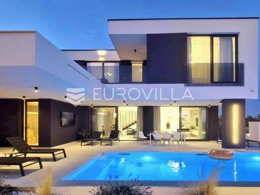 Einfamilienhaus zum Kauf - Erstbezug 970.000 € 3 Zimmer 237 m² Kožino Zadar 23000