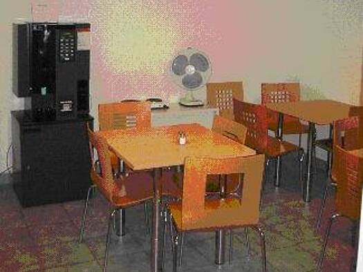 Haus zum Kauf 4.800.000 € 1 Zimmer 4.100 m² 4.705 m² Grundstück Prag 16000