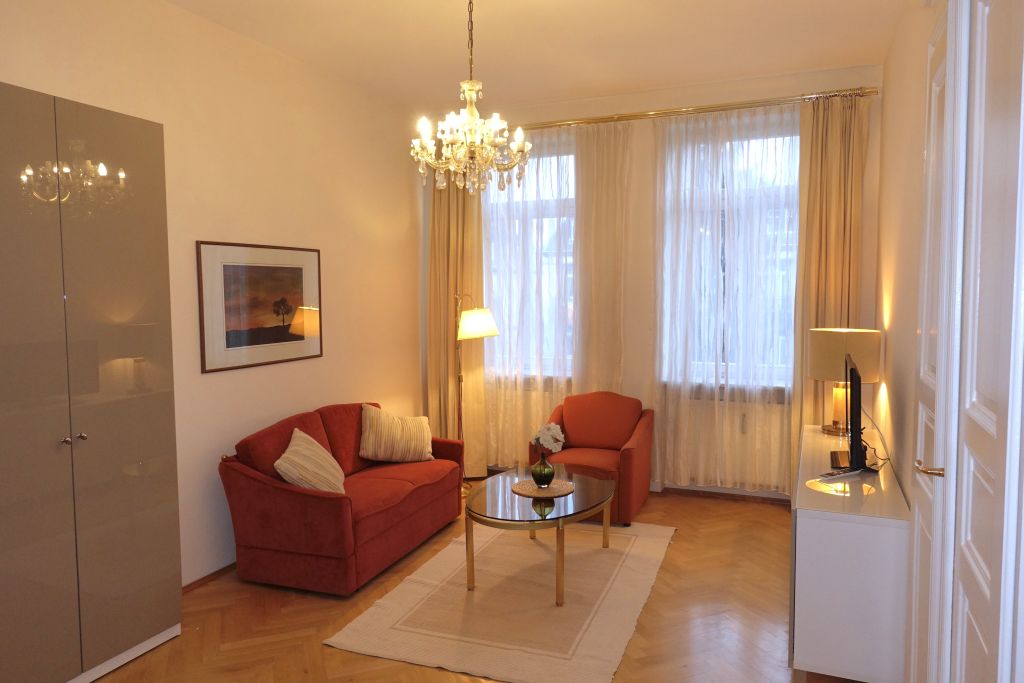 Wohnung zur Miete Wohnen auf Zeit 1.594 € 3 Zimmer 72 m²<br/>Wohnfläche ab sofort<br/>Verfügbarkeit Bergmannstraße Striesen-West (Altstriesen) Dresden 01309