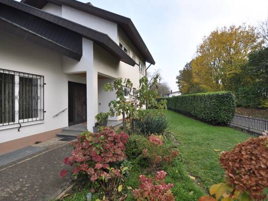 Mehrfamilienhaus zum Kauf 849.000 € 7 Zimmer 301 m² 777 m² Grundstück Mengen Schallstadt 79227