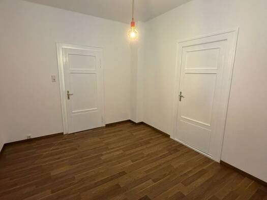 Wohnung zur Miete 800 € 2 Zimmer 60 m² Geschoss 1/4 frei ab sofort Rennweg Nürnberg 90489