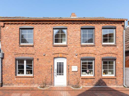 Einfamilienhaus zum Kauf 298.000 € 5 Zimmer 102 m² 405 m² Grundstück Garding 25836