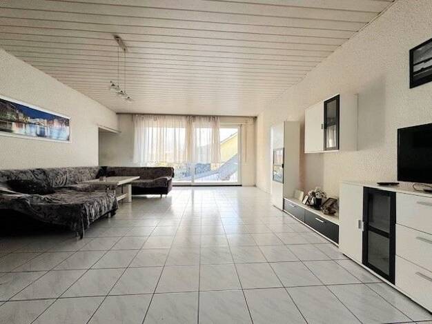 Wohnung zum Kauf 310.000 € 5 Zimmer 157,7 m² EG Wiesental Waghäusel 68753