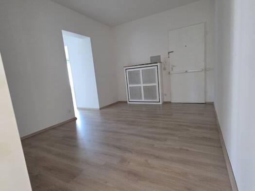 Wohnung zur Miete 1.700 € 3 Zimmer 100 m² frei ab sofort Oberkassel Düsseldorf 40545
