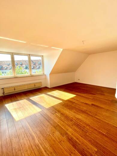 Wohnung zur Miete 1.230 € 3 Zimmer 94 m² Geschoss 3/3 Neusäß Neusäß 86356