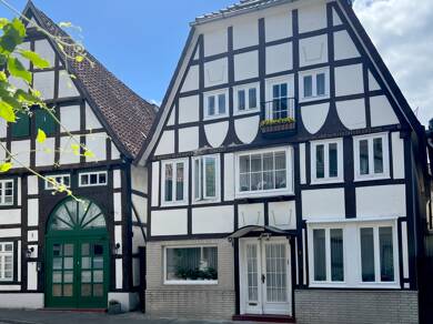 Stadthaus zum Kauf 249.000 € 14 Zimmer 345,8 m² 242 m² Grundstück Bad Salzuflen Bad Salzuflen 32105
