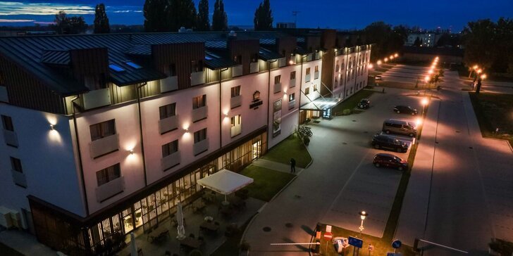 Hotel zum Kauf 10.000.000 € 6.450 m²<br/>Gastrofläche 14.100 m²<br/>Grundstück Auschwitz