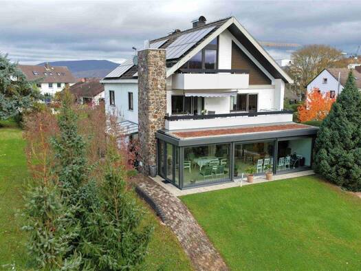 Wohnung zur Miete 790 € 2 Zimmer 103,7 m² 1. Geschoss frei ab sofort Eschwege 37269