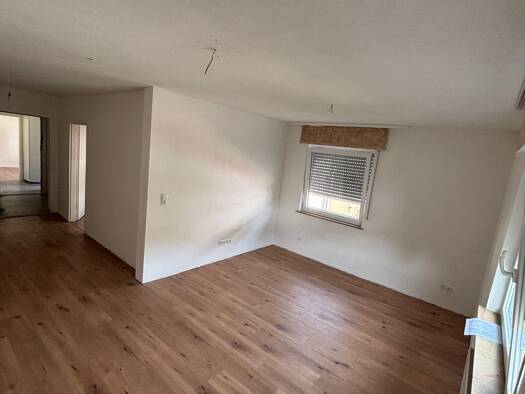 Wohnung zur Miete 1.200 € 3,5 Zimmer 72 m² Geschoss 1/3 frei ab 30.09.2026 Urbanstraße 41 Plochingen 73207