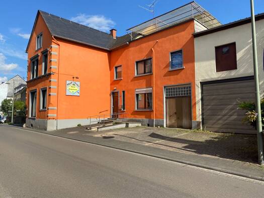 Haus zum Kauf 220.000 € 12 Zimmer 200 m² 169 m² Grundstück Filzen Brauneberg 54472