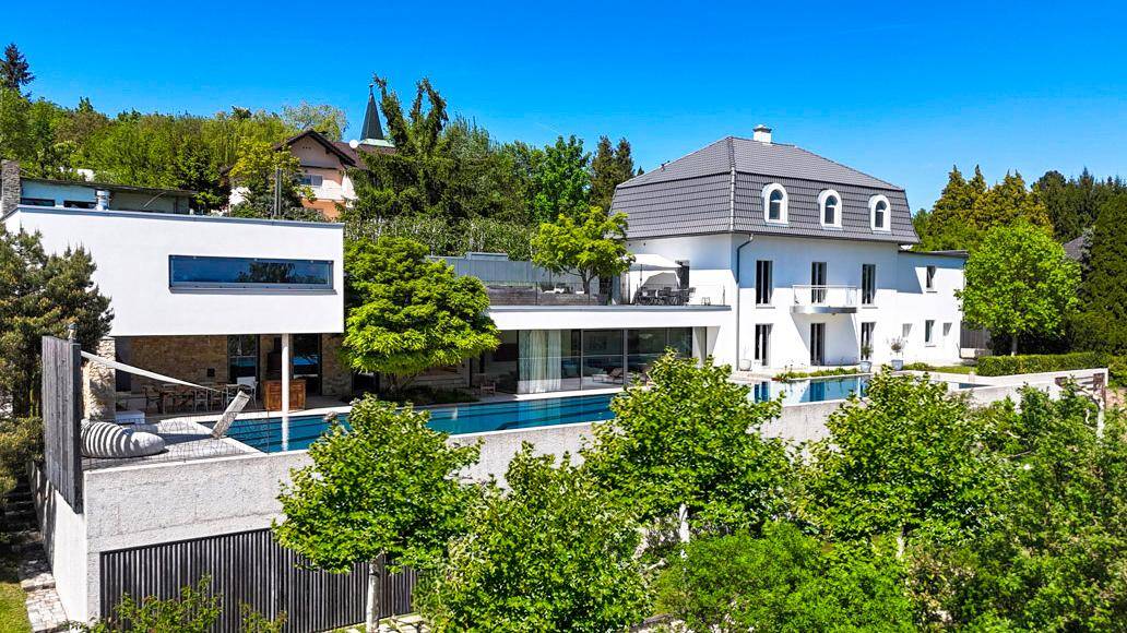 Villa zum Kauf