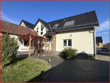 Einfamilienhaus zum Kauf 105.000 € 5 Zimmer 100 m² 1.488 m² Grundstück frei ab sofort Hohenleipisch Hohenleipisch 04934